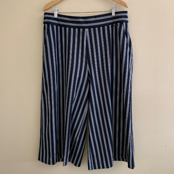 Sweaty Betty Palazzo Enso Culottes Beetle Wide Leg - Picture 9 of 9